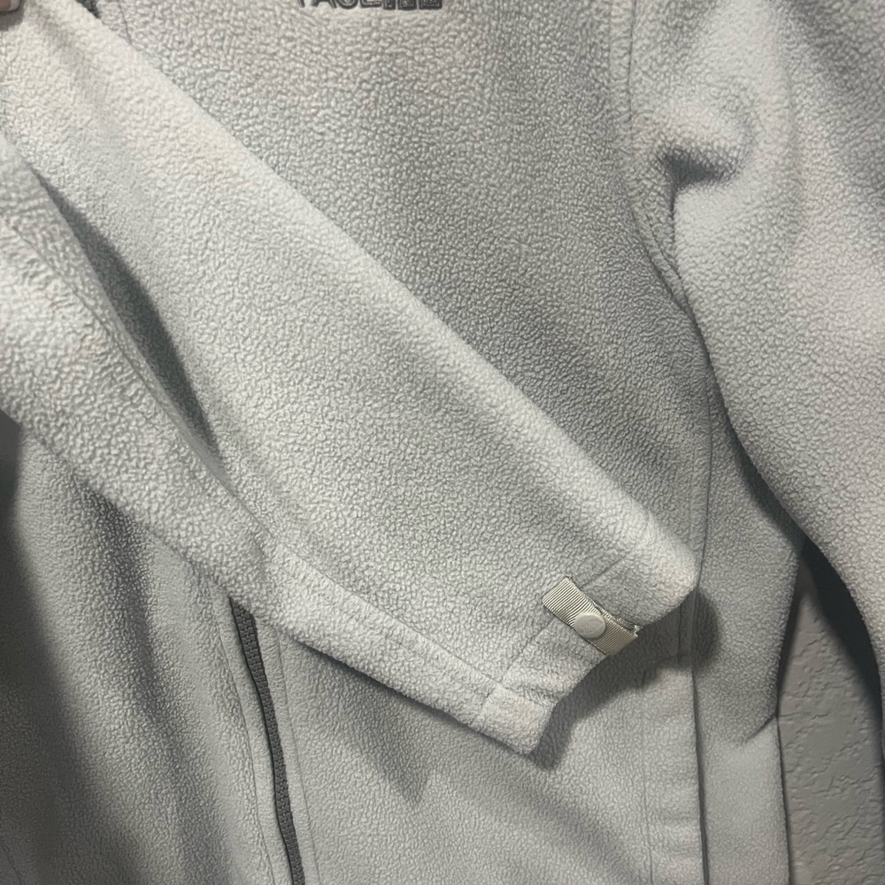 North Face vintage Unisex Light Blue Jacket Size Medium - Picture 4 of 8